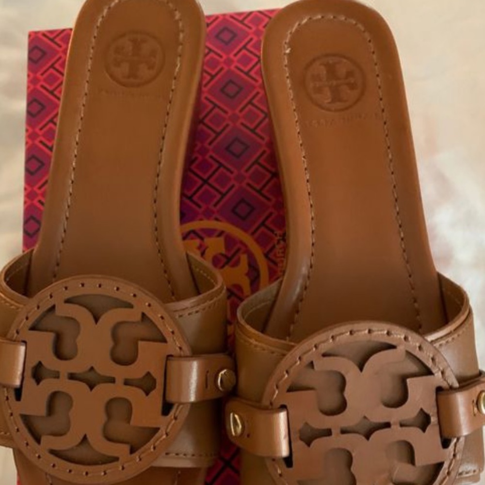 Tory Burch madlena wedge size 6.5